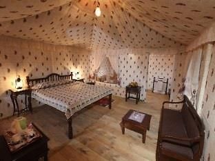 The Balmoral Camp Bliss By Sahastra Seasons Hotel Ranikhet Exterior photo